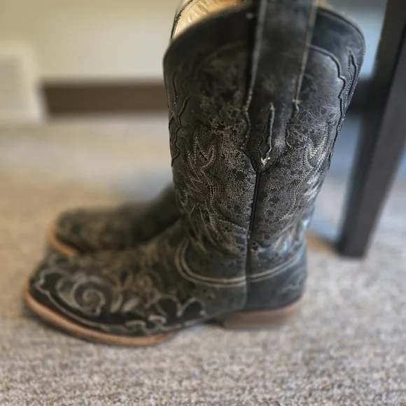 Corral Black Embroidered Cowboy Boots Size 11EE - Picture 2 of 5